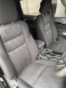 pajero glx 4x4 manual hitam tampak depan belakang samping dalam