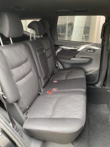 pajero glx 4x4 manual hitam tampak depan belakang samping dalam